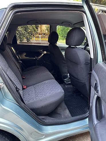 набор домкрат: Ford Focus: 2001 г., 1.8 л, Механика, Бензин, Седан — 9