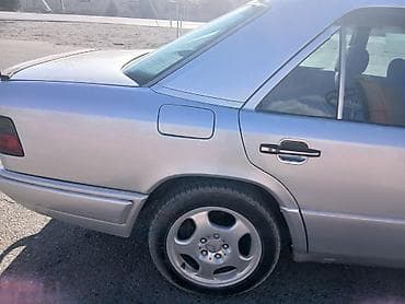bmw 735i: Mercedes-Benz E-Class: 1993 г., 2 л, Механика, Бензин, Седан — 10
