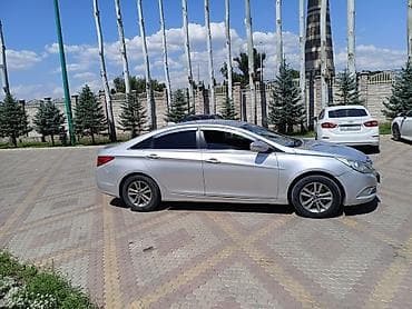 Hyundai Sonata: 2014 г., 2 л, Автомат, Газ, Седан — 2