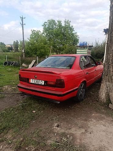 Унаа сатуу: BMW 5 series: 1991 г., 2 л, Кол менен иштөөчү, Бензин, Седан — 3