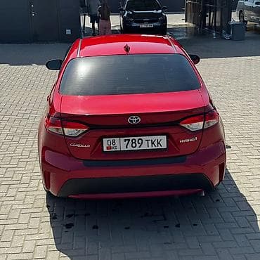 prius v: Toyota Corolla: 2020 г., Вариатор, Гибрид, Седан — 10
