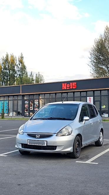 Honda Fit: 2002 г., 1.3 л, Вариатор, Бензин, Хетчбек
