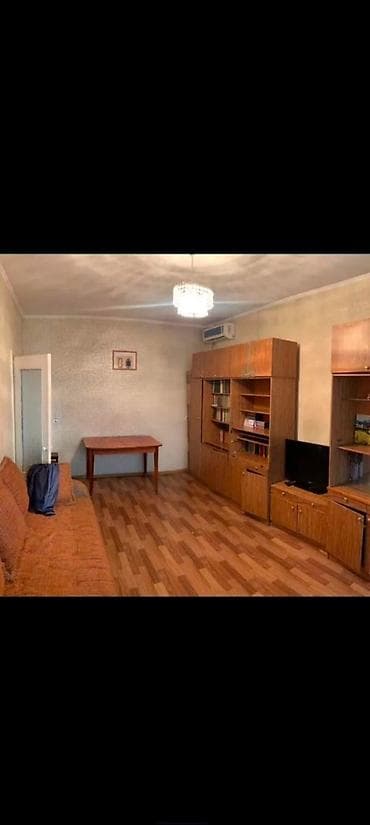 варианты: 1 комната, Риэлтор, Без подселения, С мебелью полностью — 2