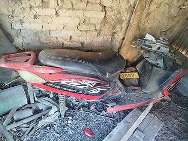 can bus: Тип скутера 150 куб. см, Бензин, Б/у — 1