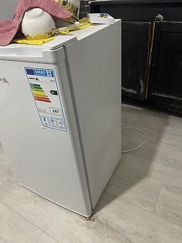 spark 2: Холодильник Avest, Б/у, Минихолодильник, De frost (капельный), 45 * 83 * 45 — 2