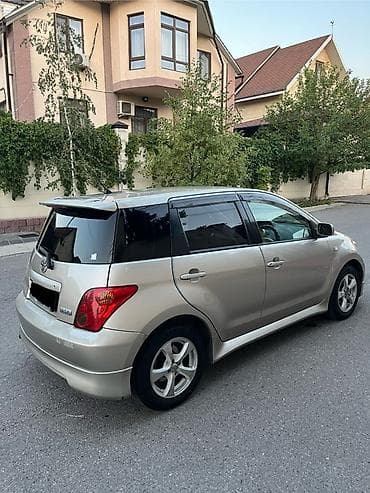 кузов ист: Toyota Ist: 2003 г., 1.5 л, Автомат, Бензин, Хэтчбэк — 5