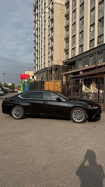 lexus 2019: Lexus ES: 2019 г., 2.5 л, Вариатор, Гибрид, Седан — 5