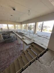 продаю дом под бизнес бишкеке: Нежилое помещение, Ахунбаева 24 х Шукурова 3 этажа 900м.кв, участок 4 — 10