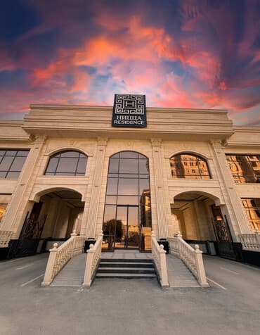 французский квартал в бишкеке на продаже квартир: Сдается Жилом комплексе Сулейман Тоо 200 кв за кв 15$ подсмоделку — 1