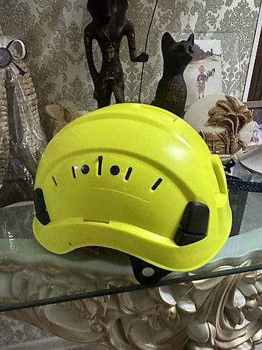 Бизнес үчүн жабдуулар: Курулуш каскасы, Бар — 2