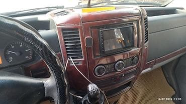 raf 4: Микроавтобус Mercedes‑Benz (на базе Sprinter), белый, длинная — 10