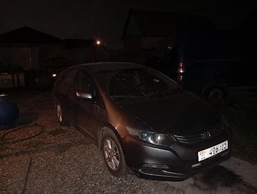 lexus 350h: Honda Insight: 2009 г., 1.3 л, Вариатор, Гибрид, Хэтчбэк — 3