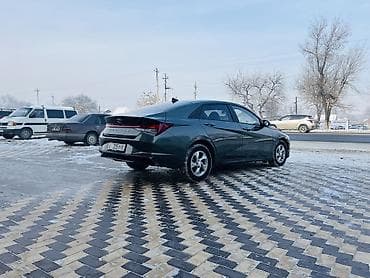 camry 2020: Hyundai Elantra: 2021 г., 1.6 л, Автомат, Бензин, Седан — 8