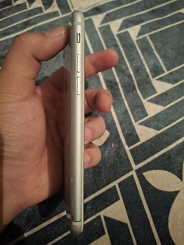 nokia e6: IPhone 8, Б/у, 64 ГБ, Белый, 100 % — 4