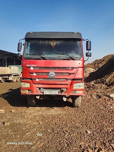 Самосвал HOWO (CNHTC/Sinotruk) 6x4, красный Продается HOWO 2020 в