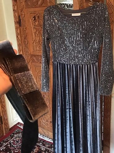 вечерний наряд: Вечернее длинное платье с поясом, графитово-серого оттенка. - Верх — 2