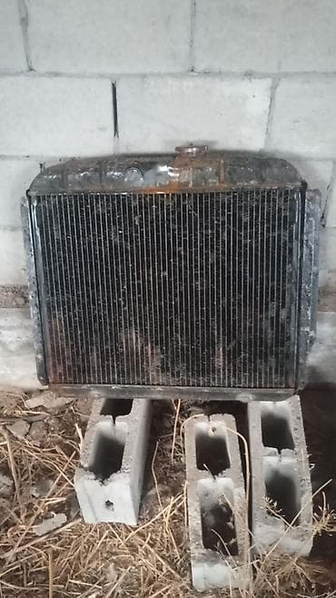 ремонт задних фонарей: Продаю зиловский радиатор цена 10т сом - Материал: верхний и нижний — 1