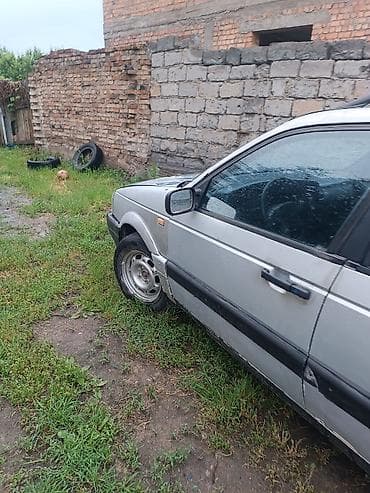 Транспорт: Volkswagen Passat: 1993 г., 1.8 л, Механика, Бензин, Универсал — 9