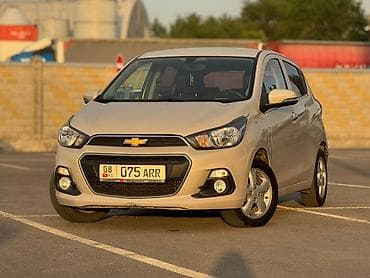 Chevrolet Spark: 2018 г., 1 л, Вариатор, Бензин, Хэтчбэк