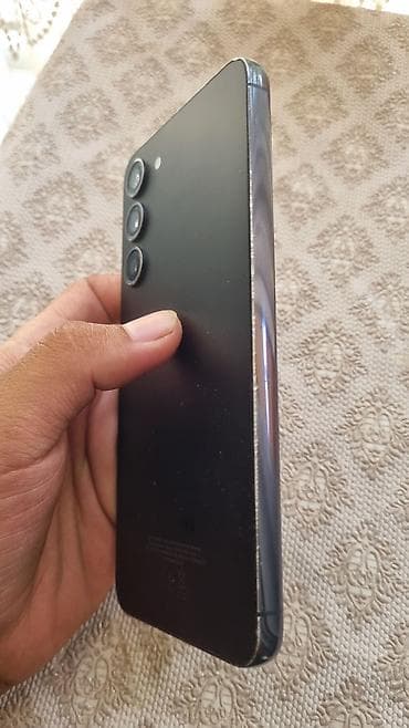 samsung galaxy a90: Samsung Galaxy S23+ (модель SM‑S916B/DS) - Экран: безрамочный плоский — 3