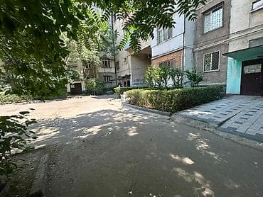 500: 2 комнаты, 50 м², 105 серия, 2 этаж, Требуется ремонт — 4