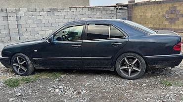 Mercedes-Benz E-Class: 1995 г., 3.2 л, Автомат, Газ, Седан — 4