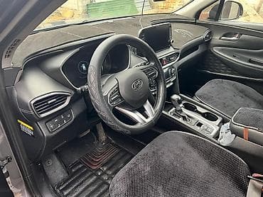 Транспорт: Автомобиль — кроссовер с автоматической коробкой передач и богатым — 9
