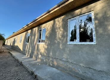 строительство коттеджных домов: Фасадные работы и обустройство отмостки под ключ Описание услуг: - — 1