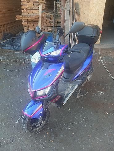 Тип скутера 50 куб. см, Бензин