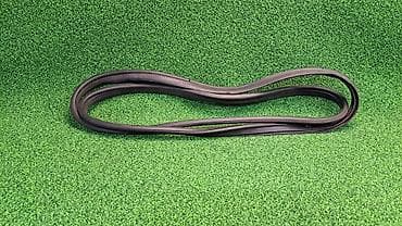 bnw e39: Уплотнительная резинка Багажника Е39 Год 2002 В отличном состоянии — 1