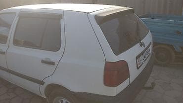 colf 3: Volkswagen Golf: 1994 г., 1.8 л, Механика, Бензин, Хэтчбэк — 4