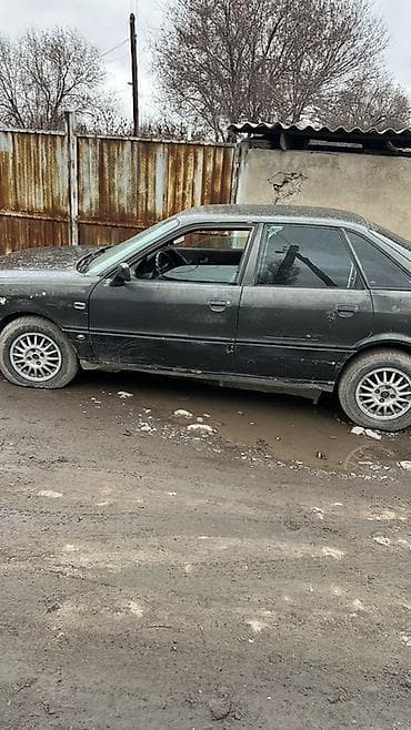 б3 фара: Audi 80: 1990 г., Седан — 2