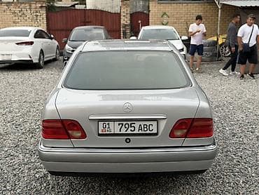 естима 3: Mercedes-Benz E-Class: 1995 г., 3.2 л, Автомат, Бензин, Седан — 4