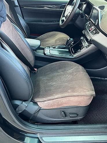 170: Hyundai Grandeur: 2017 г., 3 л, Автомат, Газ, Седан — 4