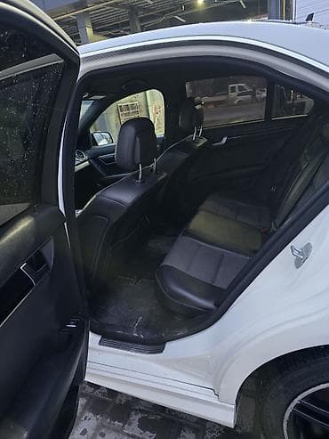 диффузор мерс: Mercedes-Benz C-Class: 2011 г., 1.8 л, Автомат, Бензин, Седан — 6