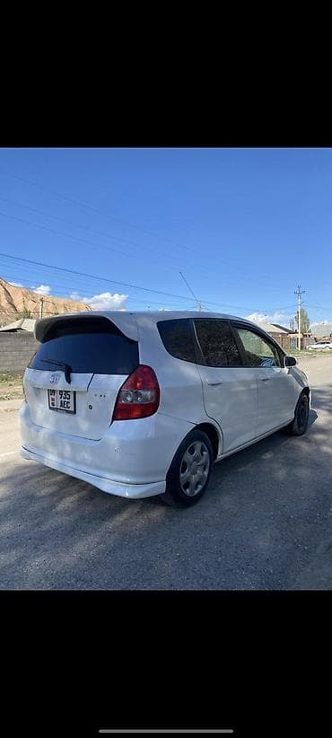 tsunami 100: Honda Fit: 2002 г., Автомат, Хэтчбэк — 9