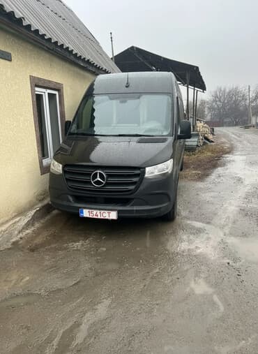 шинный центр бишкек фото: Легкий грузовик, Mercedes-Benz — 3