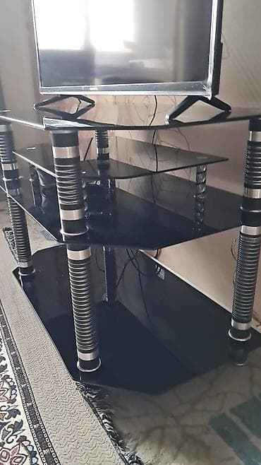 тумбочка и телевизор: Тумба и подставка для телевизора, Б/у, Напольная, Стекло, Самовывоз, цвет - Черный — 4