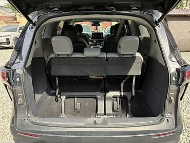 prius plus: Toyota Sienna: 2021 г., 2.5 л, Автомат, Гибрид, Минивэн — 10