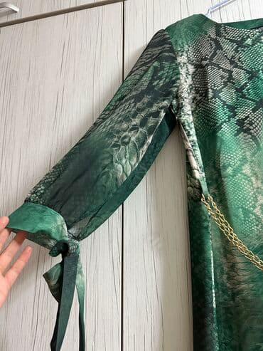 коктейльное платье большого размера: Вечернее платье, Коктейльное, Средняя модель, С рукавами, S — 1