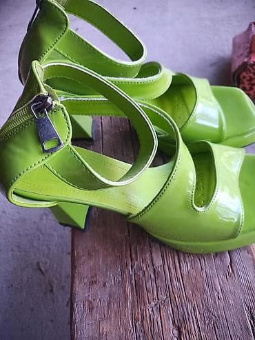 обувь лининг: Яркие женские босоножки на каблуке - Цвет: неоново‑зелёный (глянцевая — 1