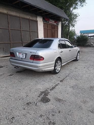 Mercedes-Benz E-Class: 1995 г., 3.2 л, Кол менен иштөөчү, Газ, Седан — 5