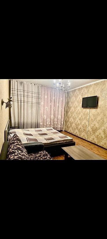 1 комната, 10 мкр Собственник, Без подселения, от 1 месяца, С мебелью частично — 1