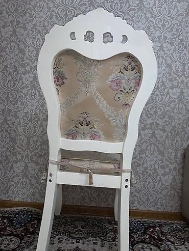 Тигүүчүлөр үчүн отургучтар: Зал үчүн отургуч, Жыгач — 9