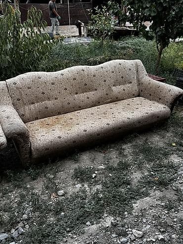 мебельные: Классический комплект мягкой мебели для гостиной. Состав: - 2 — 2