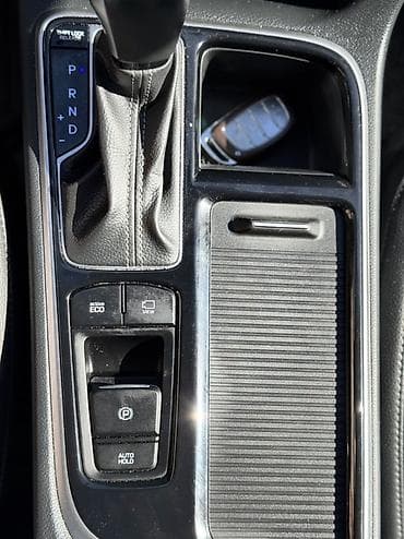 чехол на соната: Hyundai Sonata: 2023 г., 2 л, Автомат, Газ, Седан — 8