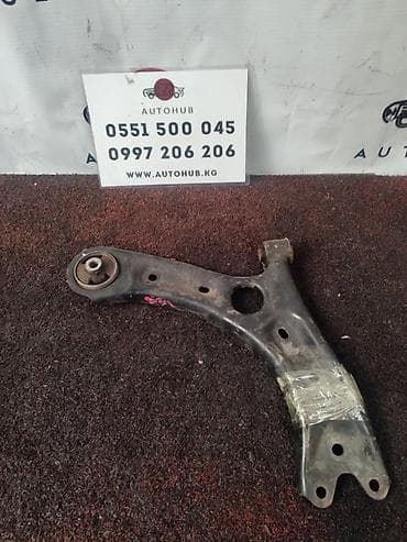 Передний правый рычаг Hyundai 2017 г., Б/у, Оригинал