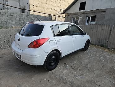 тиида: Nissan Tiida: 2006 г., 2 л, Механика, Бензин, Хэтчбэк — 7