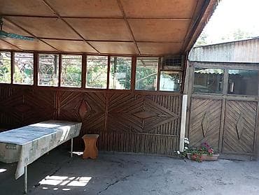 Продается дом. На участке два дома 75м2 и 45м2. Большой двор, на 4
