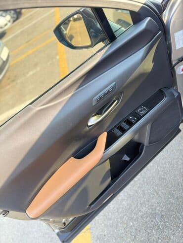 полик нексия 2: Lexus : 2019 г., 2 л, Гибрид — 17